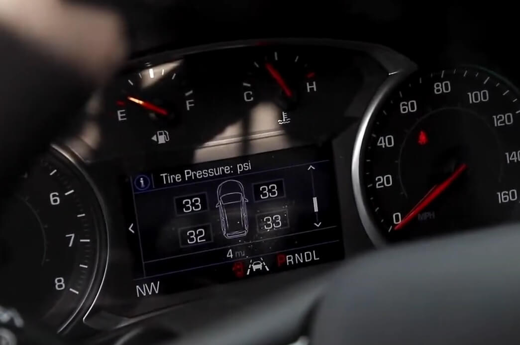 How to Check Tire Pressure Without a Gauge (5 Best Ways)